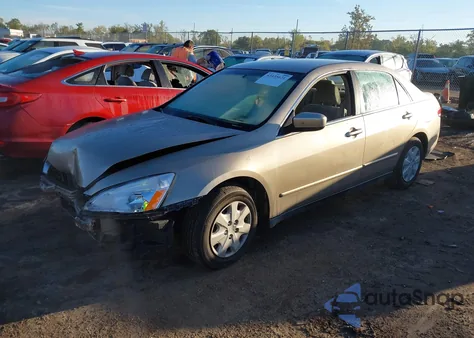 2003 Honda Accord 2.4 Lx z USA, uszkodzony, nr VIN 1HGCM56353A116925